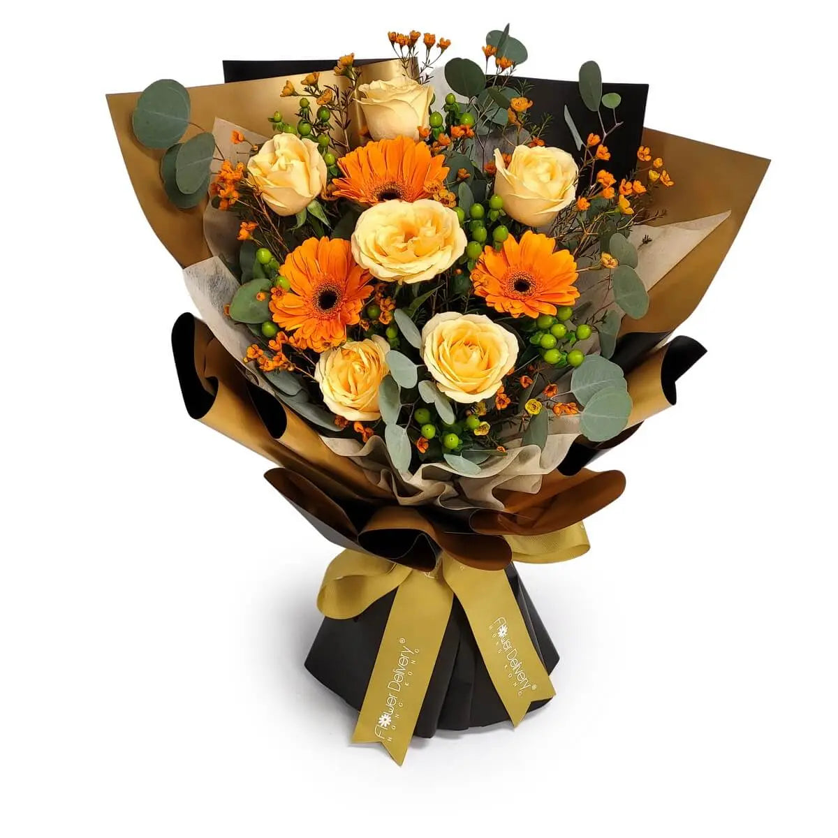 Bright orange gerberas, champagne roses, green hypericum berries, eucalyptus, and orange solidago wrapped in layered black and bronze paper | 鮮橙太陽花、香檳玫瑰、綠聖誕果、尤加利葉與金黃小花,黑金層次包裝紙襯托