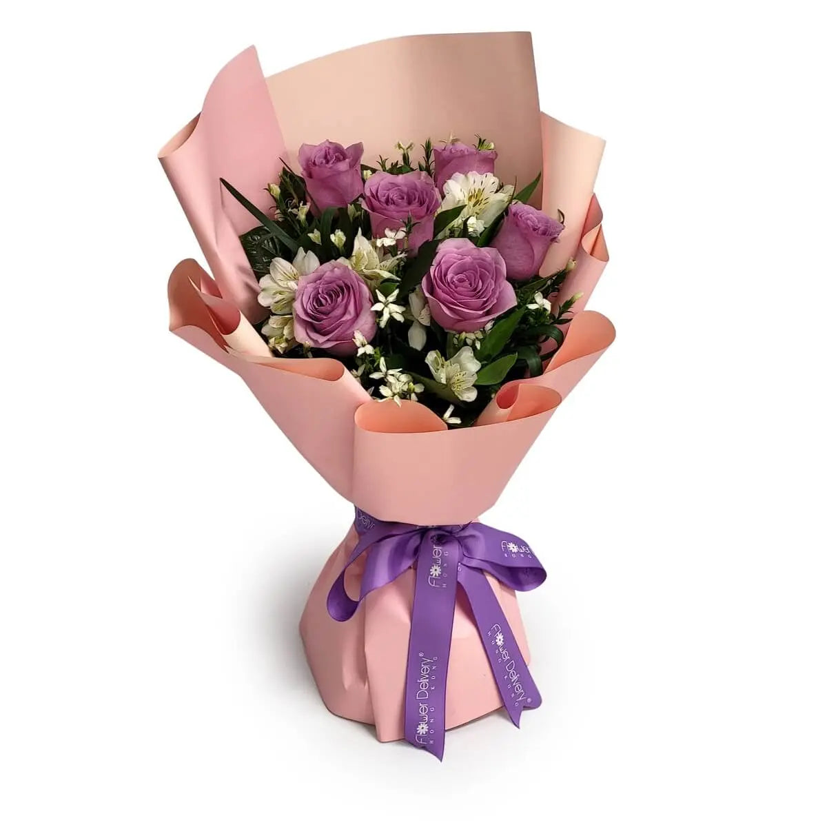 Hand-tied bouquet of lavender roses and white alstroemeria with lush greenery, wrapped in blush pink paper and purple ribbon | 手綁花束選用粉紫玫瑰與白六出花,嫩粉紙包裝配紫絲帶,清新雅緻。