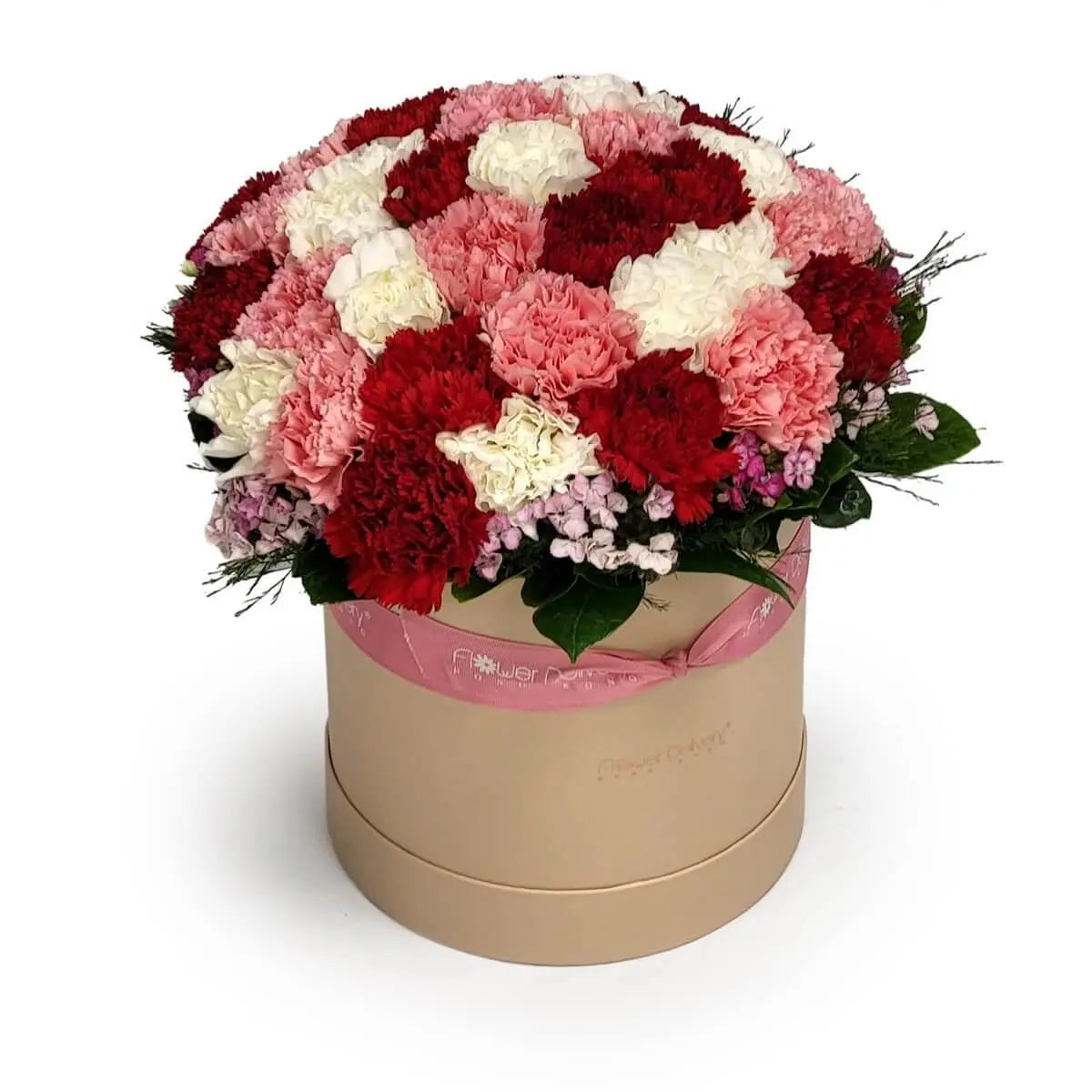 Layered bouquet of red, white, and pink carnations with assorted greenery, wrapped in peach and pink paper with a red satin ribbon | 紅、白及粉紅康乃馨配搭綠葉,使用桃紅與粉色包裝紙及紅絲帶精緻包裹成花束。