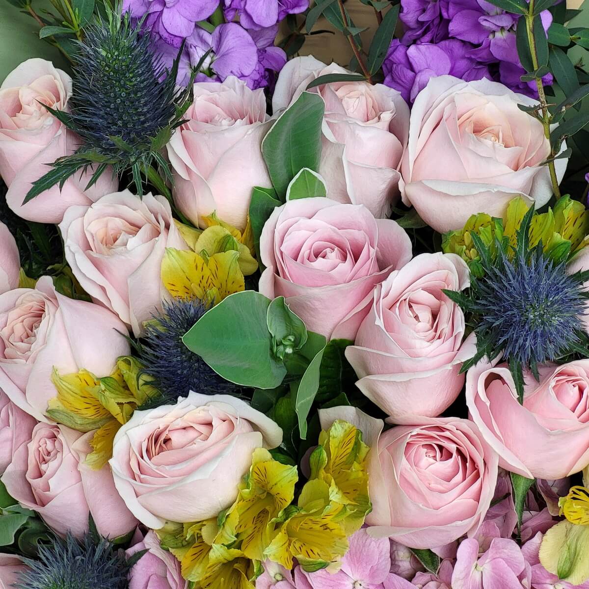 Wonderful World Luxury Bouquet
