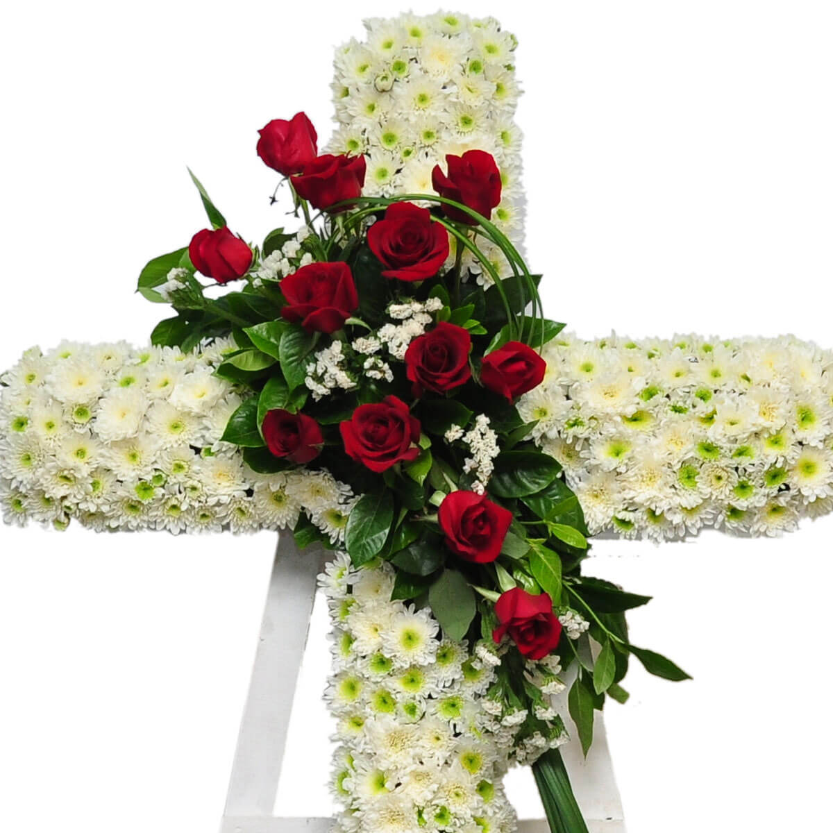 Funeral cross arrangement with a base of white chrysanthemums, adorned with a diagonal spray of red roses – 以白菊為底、紅玫瑰斜掛裝飾的喪禮用十字花圈